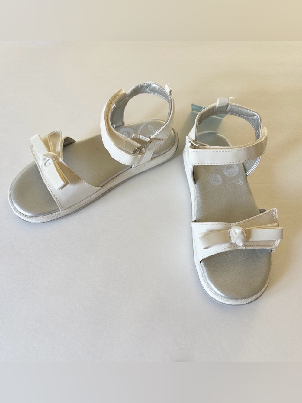 STRIDE RITE 360 Nwt 12 Girls Delilah
White Velcro Strap Sandals Summer New Tags